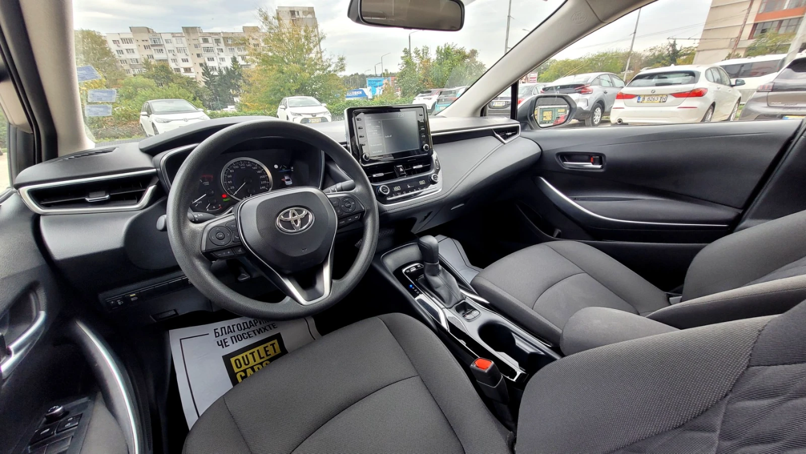 Toyota Corolla 1.8 Hybrid Business - изображение 8