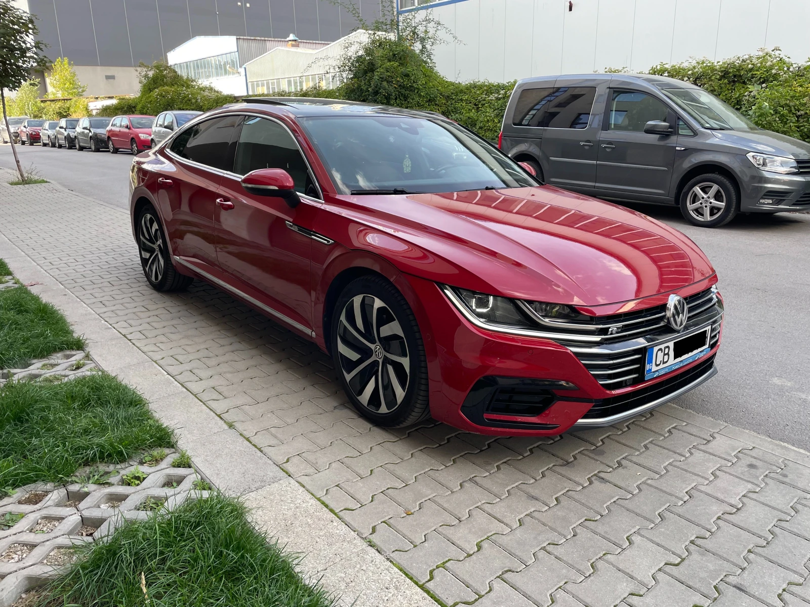 VW Arteon 2.0TDI R-Line DSG7 190kc - изображение 2