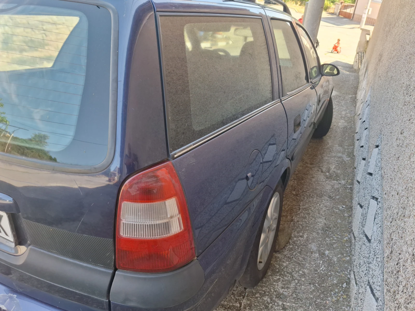 Opel Vectra 1.8 - изображение 3