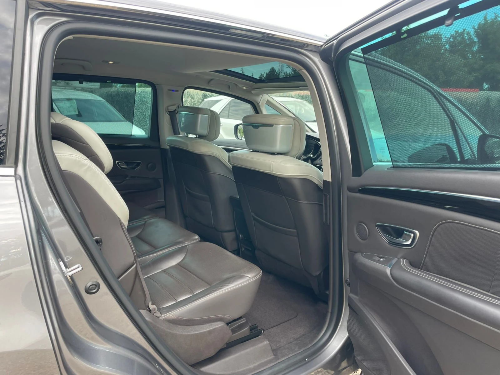 Renault Espace /PARIS INITIALE 4-CONTROL  | Mobile.bg — изображение 12