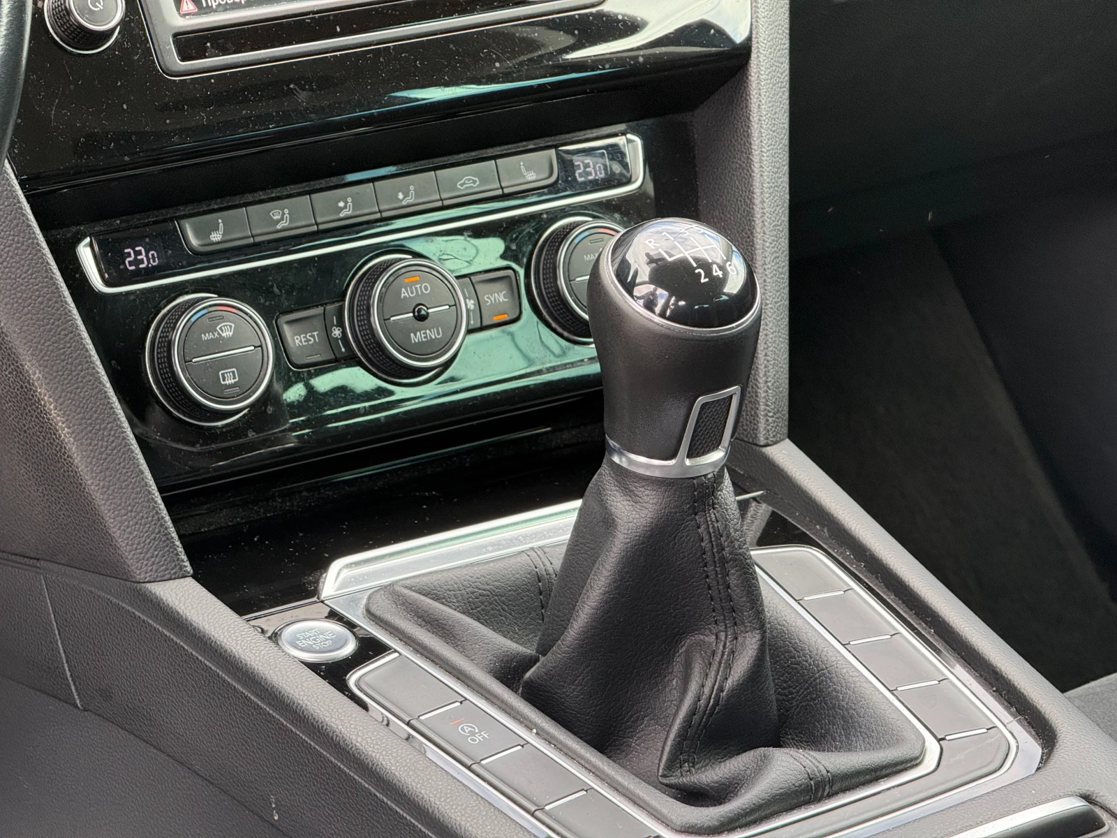 VW Passat 2.0* TDI* Highline | Mobile.bg   9