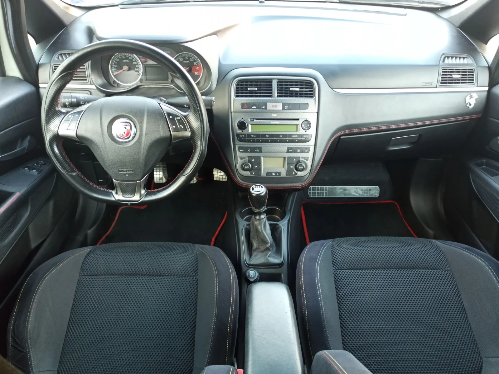 Fiat Punto ABARTH///225кс.///Swiss - изображение 9