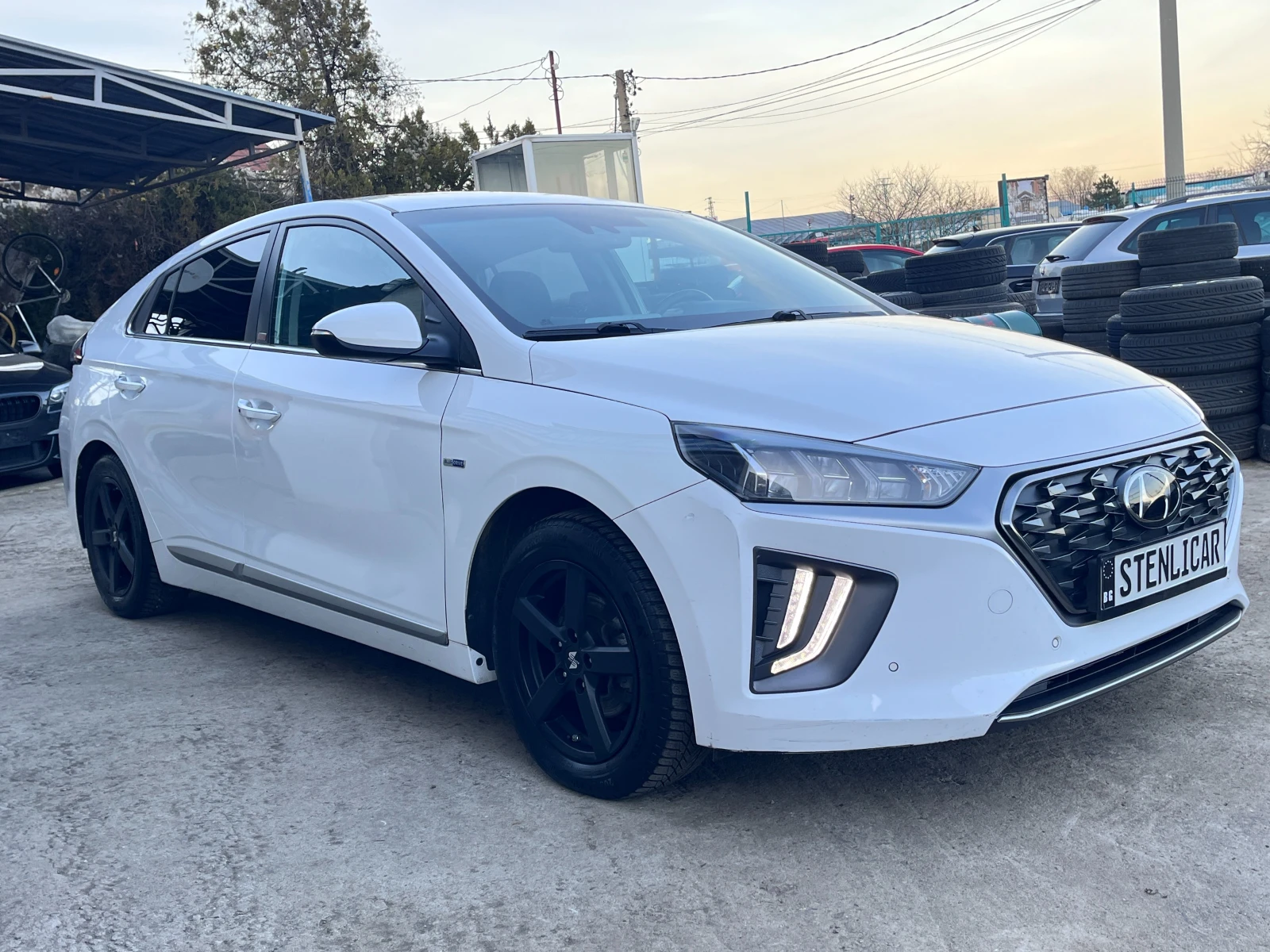 Hyundai Ioniq 1.6 Plug-In PHEV VERTEX Edition - изображение 4