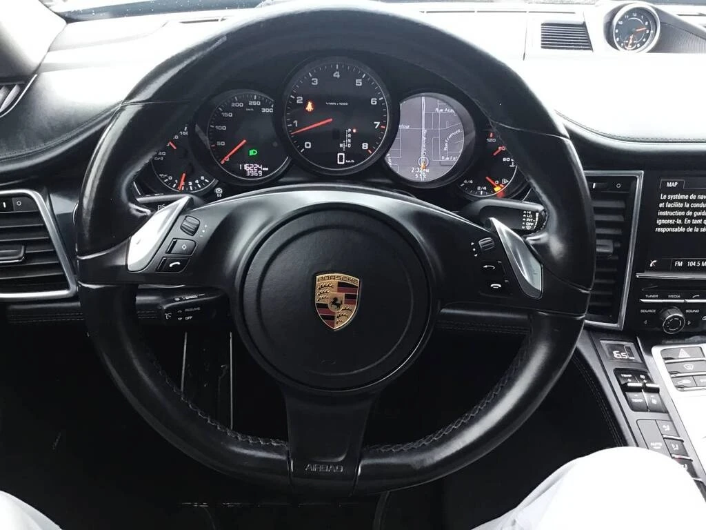 Porsche Panamera * 4 NAVIGATION TOIT OUVRANT CAM RECUL * CARFAX * Ц - изображение 9