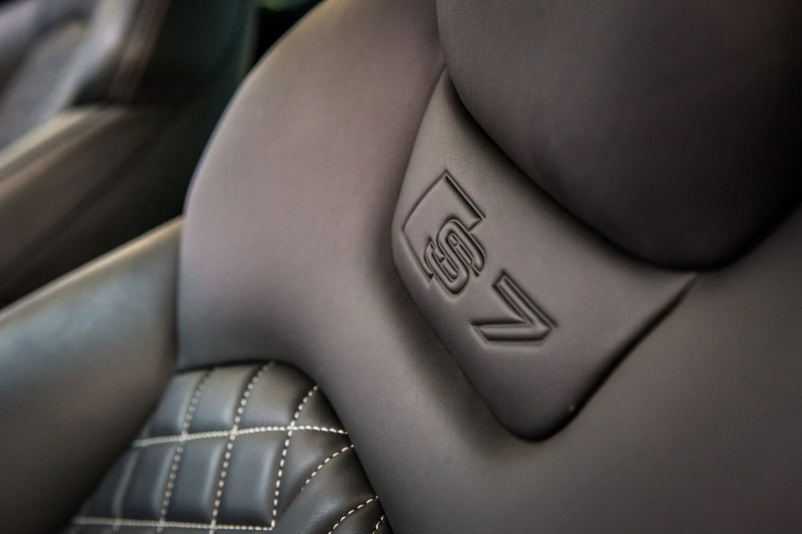 Audi S7 V8T | Mobile.bg � ����������� 12