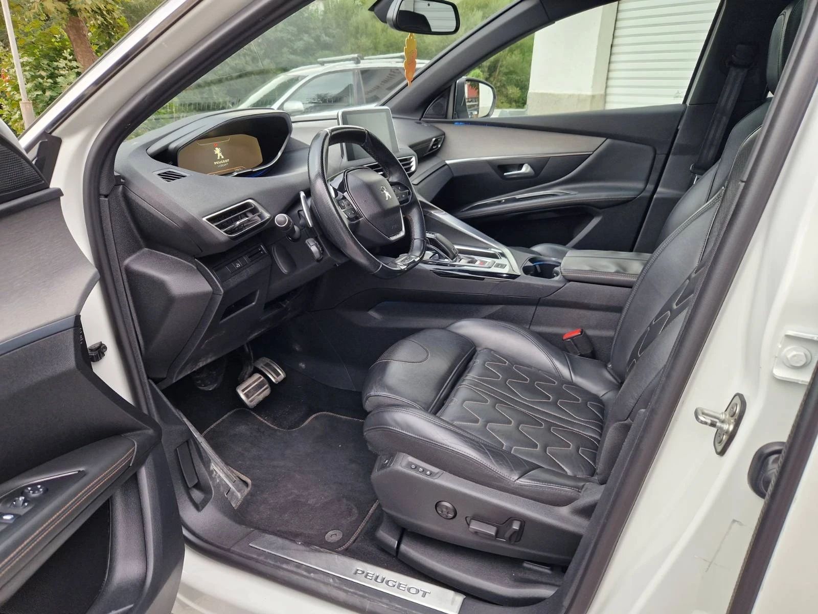 Peugeot 3008 GT line 2.0 6 AT - изображение 10