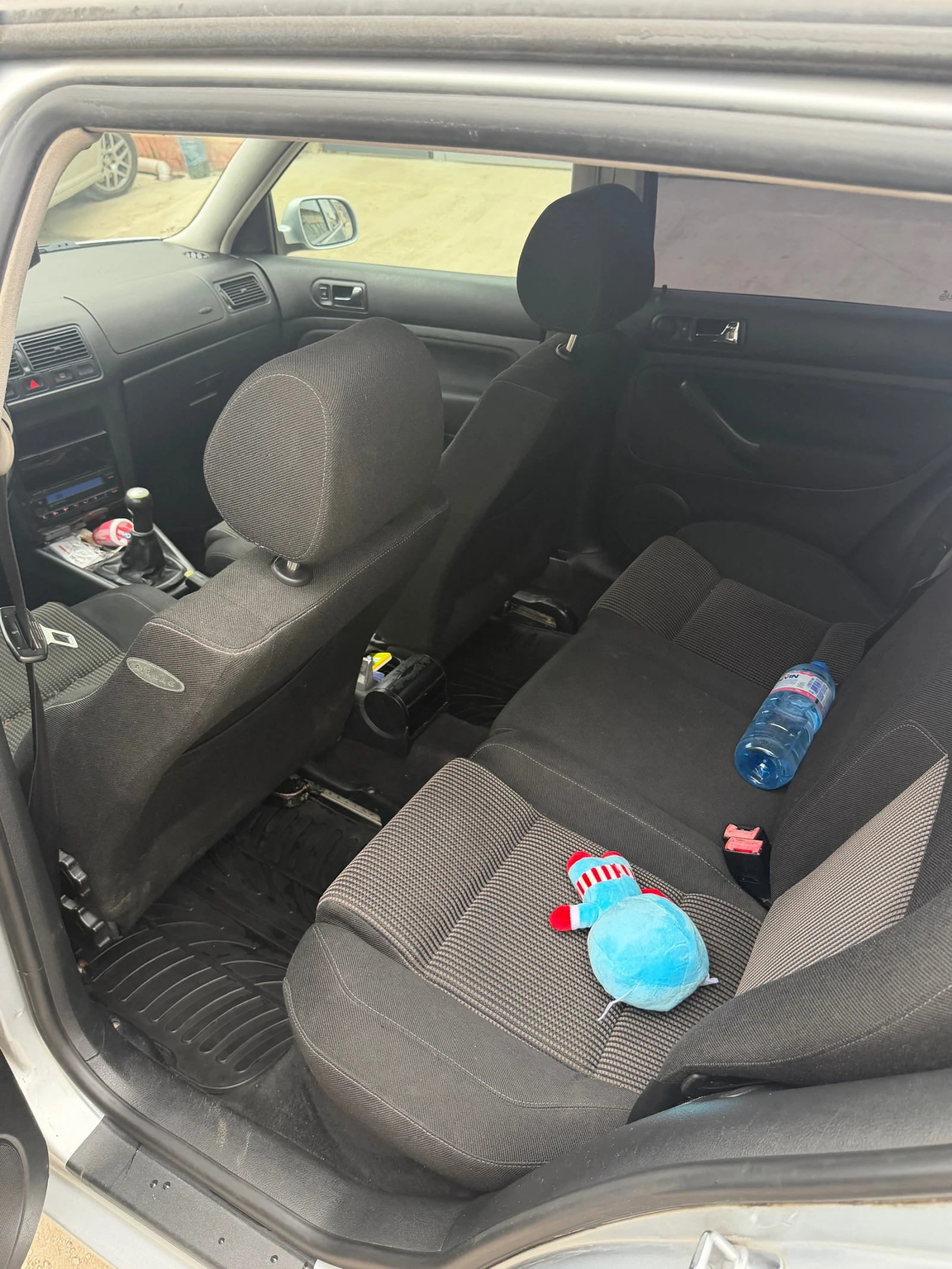 VW Golf 4, снимка 8 - Автомобили и джипове - 53904203