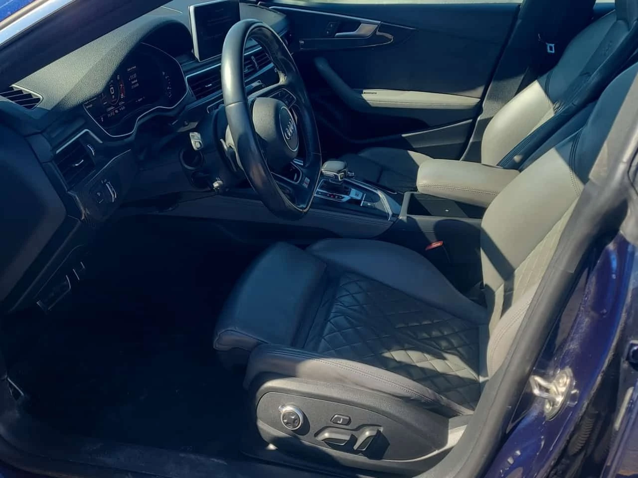 Audi S5 Technik /CARFAX /Дистроник/360 Кам//Пано/Подгрев/, снимка 7 - Автомобили и джипове - 54001004