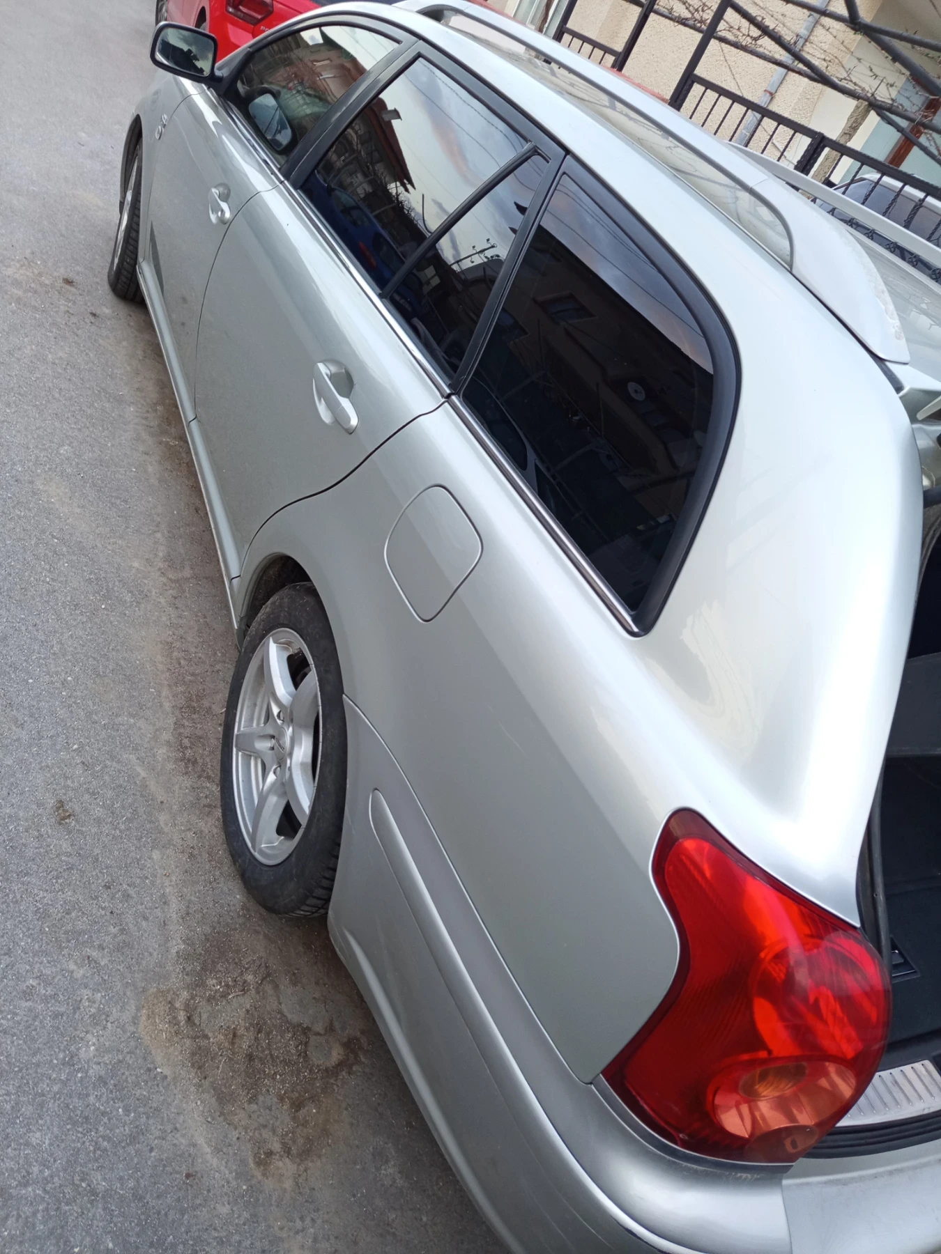 Toyota Avensis | Mobile.bg � ����������� 3