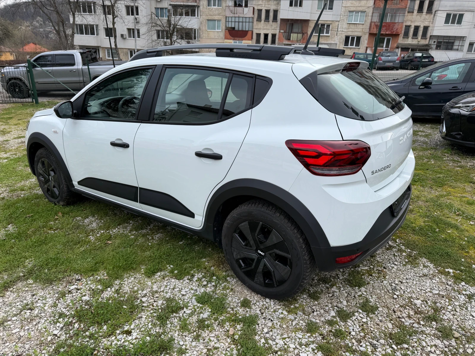 Dacia Sandero STEPWAY, снимка 6 - Автомобили и джипове - 54057420