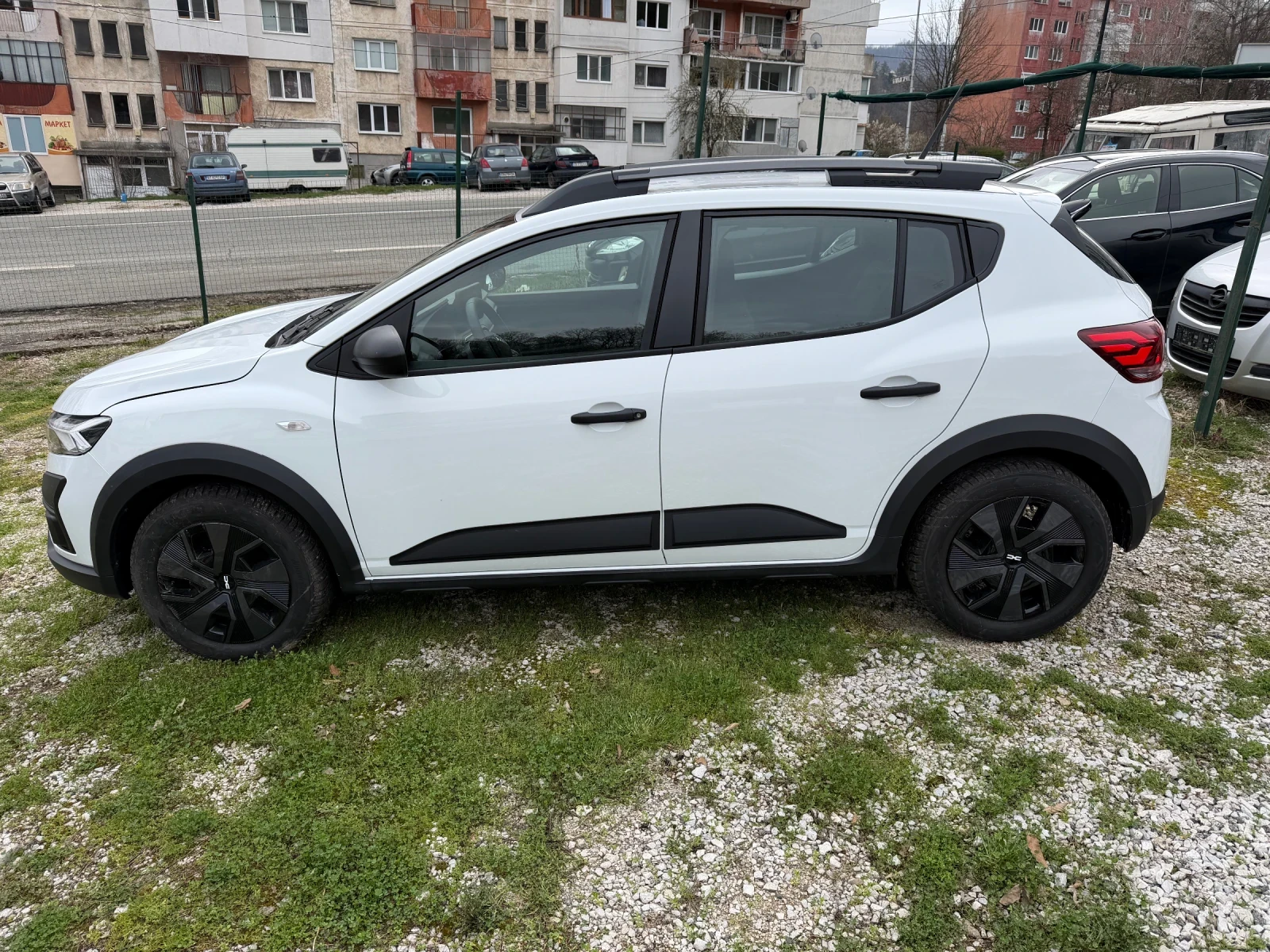 Dacia Sandero STEPWAY, снимка 3 - Автомобили и джипове - 54057420