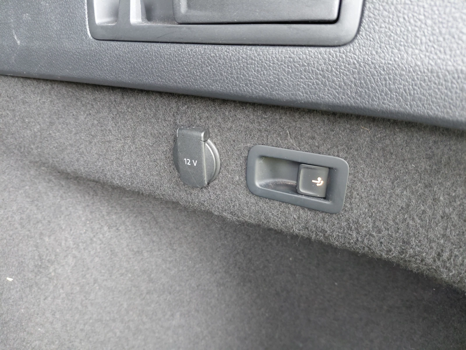 VW Passat, снимка 7 - Автомобили и джипове - 54083317