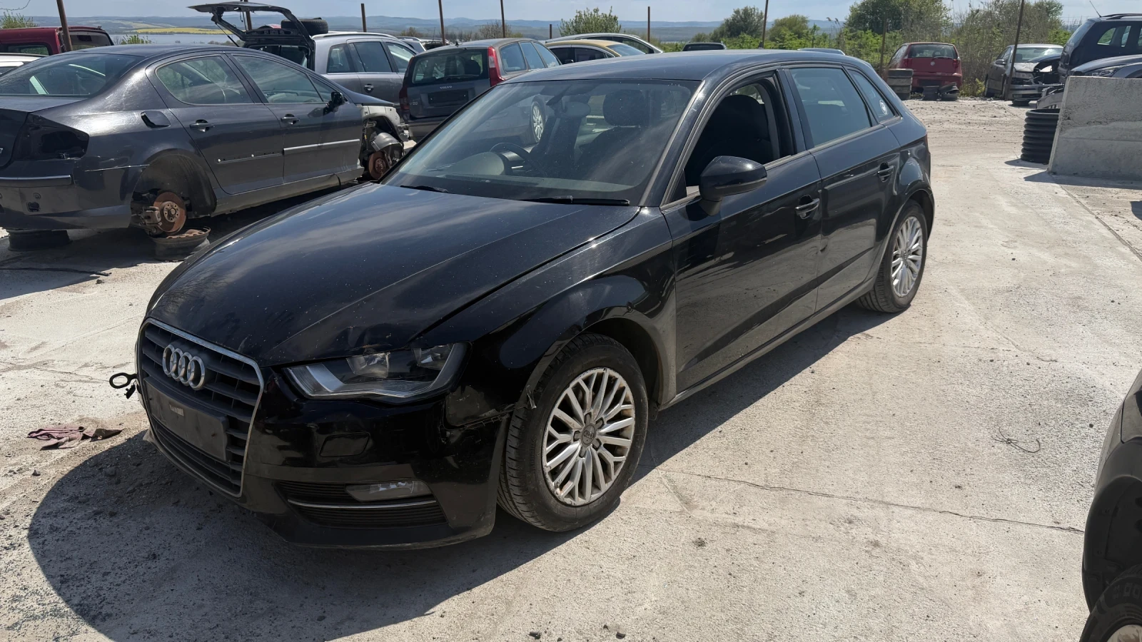 Audi A3 2.0Tdi, снимка 2 - Автомобили и джипове - 54303095