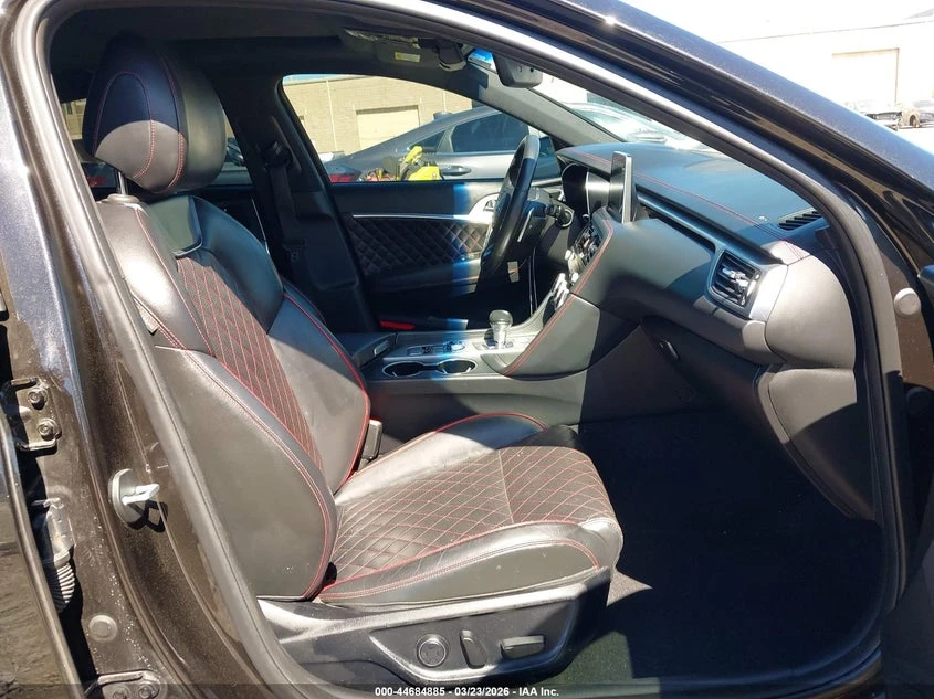 Genesis G70 3.3l 3.3T Advanced, снимка 5 - Автомобили и джипове - 54368447