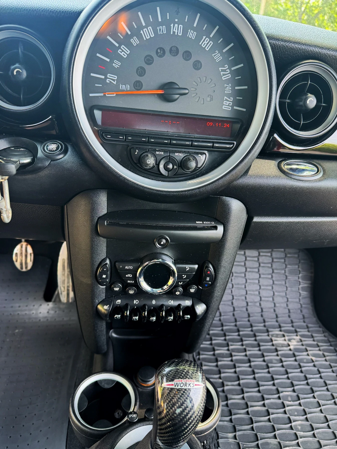 Mini John Cooper Works 1.6T, снимка 9 - Автомобили и джипове - 54803391