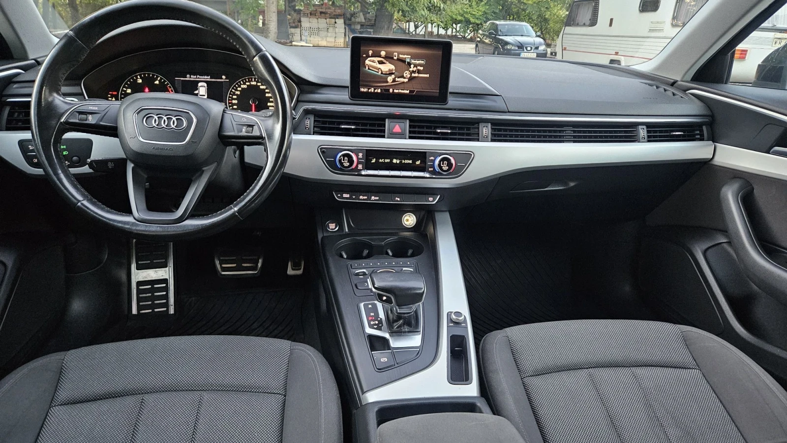 Audi A4 2.0 TDI..7 speed..DISTRONIK .FACE , снимка 7 - Автомобили и джипове - 56115652