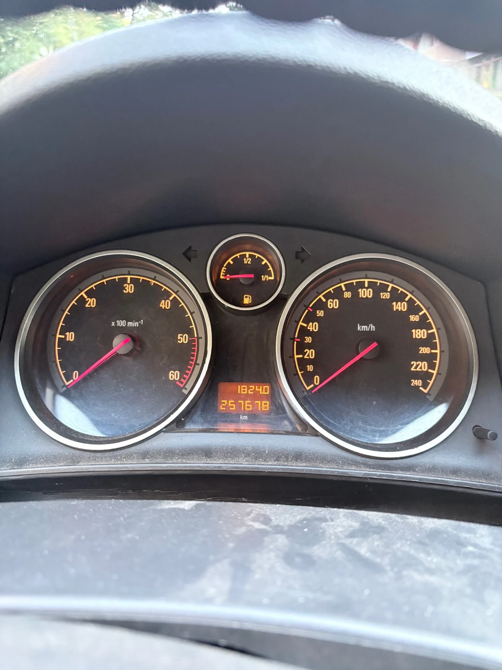 Opel Astra, снимка 14 - Автомобили и джипове - 55688969