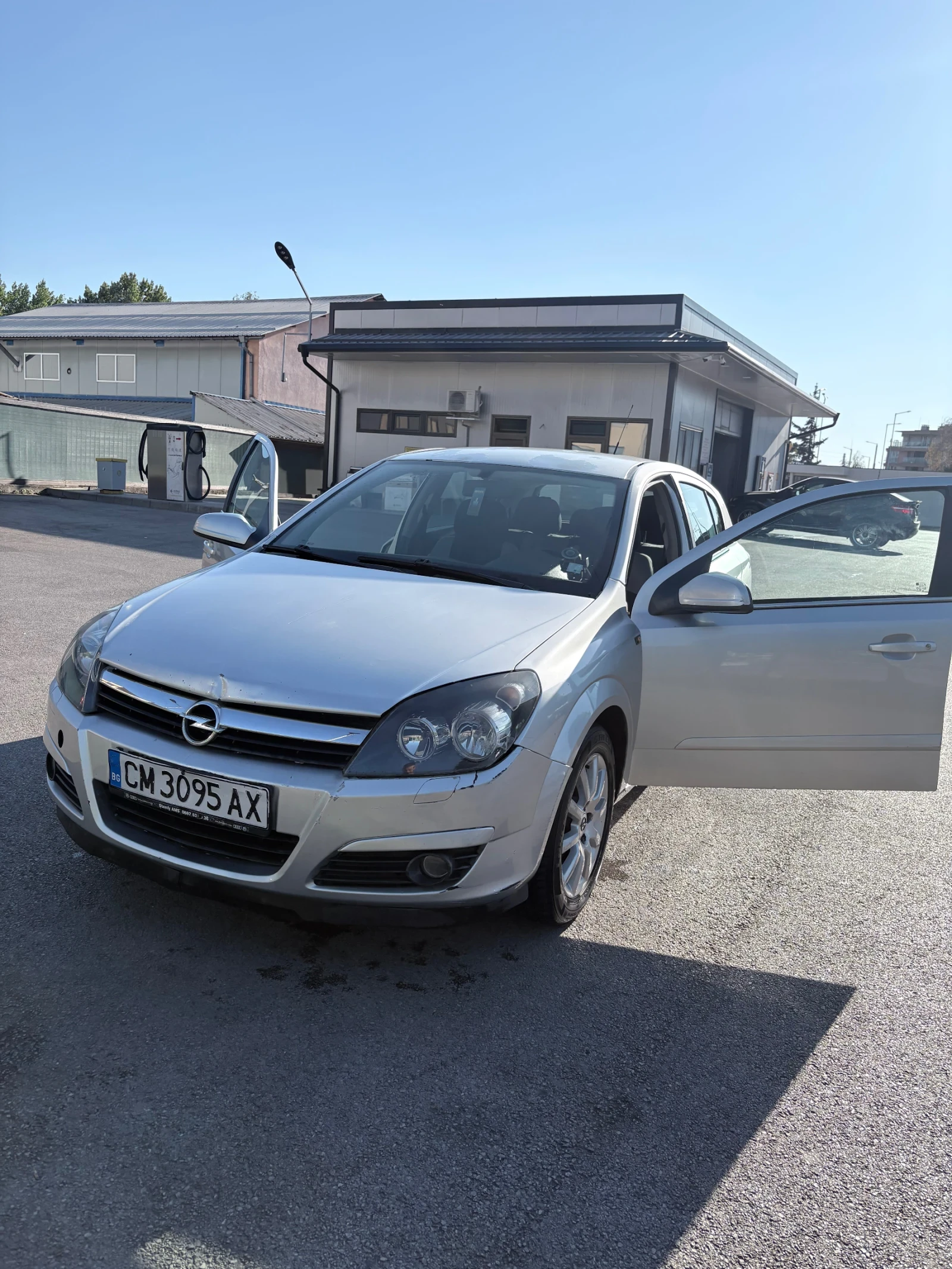 Opel Astra, снимка 2 - Автомобили и джипове - 55688969