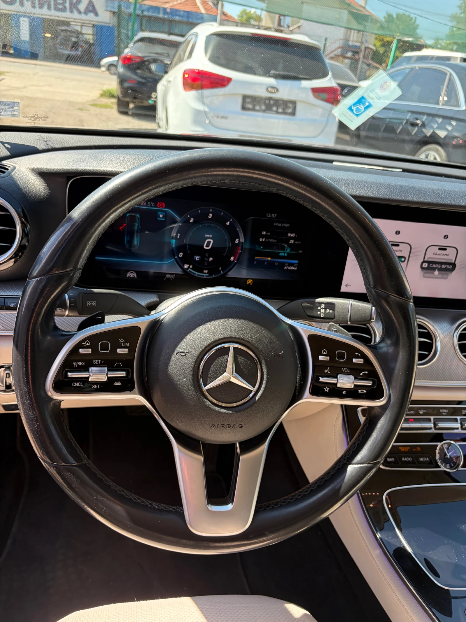 Mercedes-Benz E 220 123000km, снимка 10 - Автомобили и джипове - 56012272