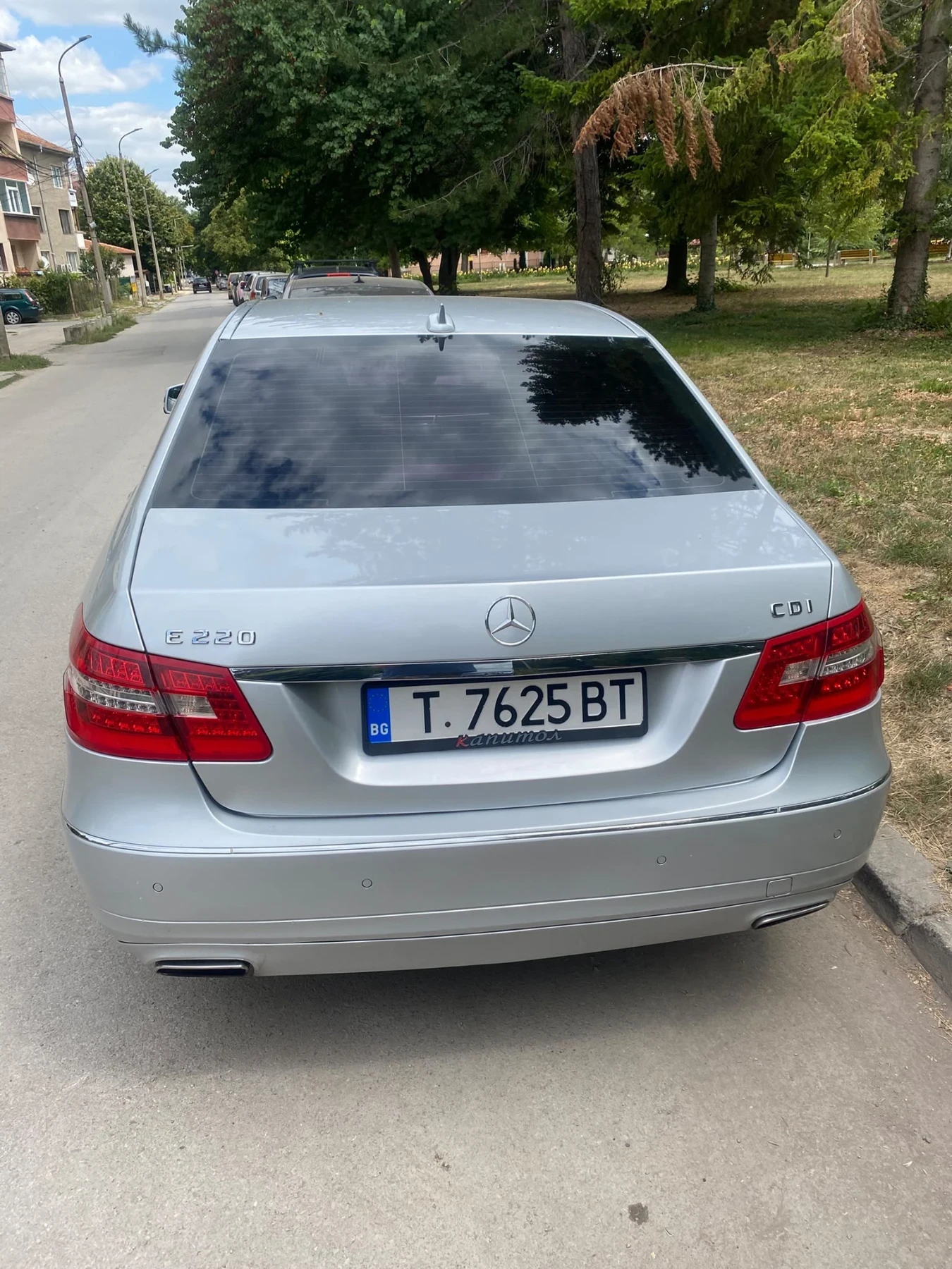 Mercedes-Benz E 220 2.2 cdi, снимка 4 - Автомобили и джипове - 56327262