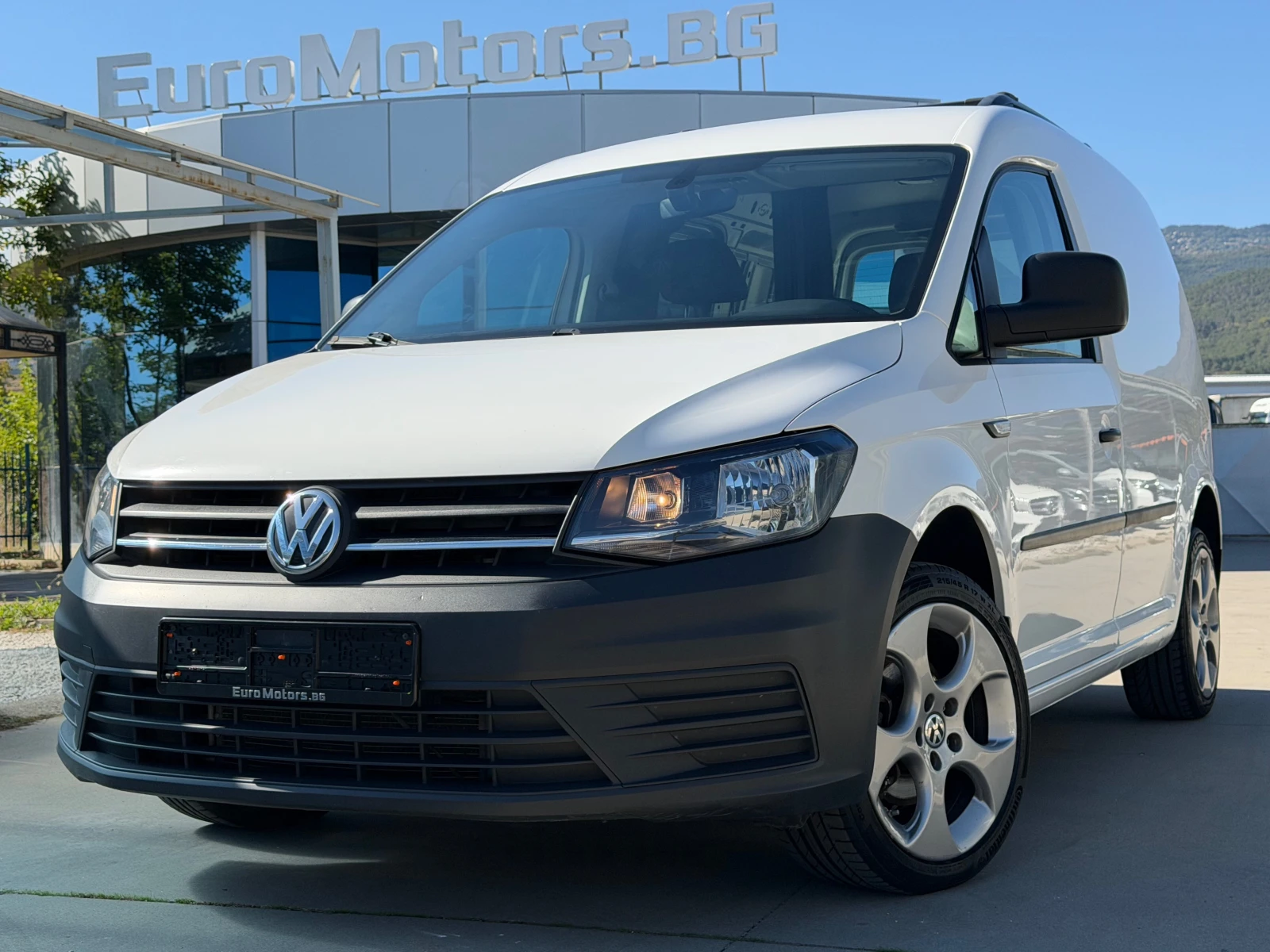 VW Caddy 2.0TDI, DSG, ПЪЛНА СЕРВИЗНА ИСТОРИЯ-185000км!!!