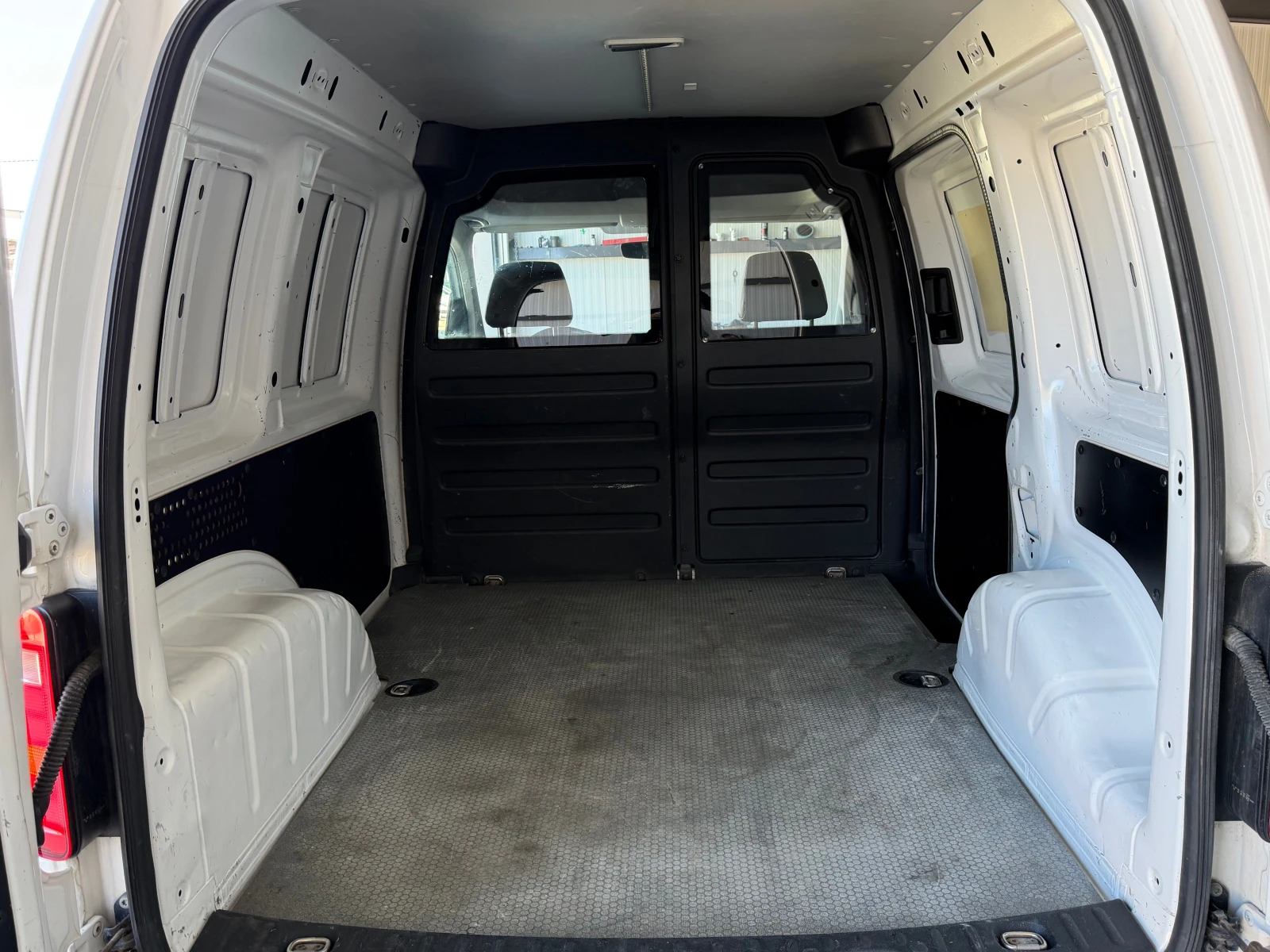 VW Caddy 2.0TDI, DSG, ����� �������� �������-185000��!!! | Mobile.bg � ����������� 12