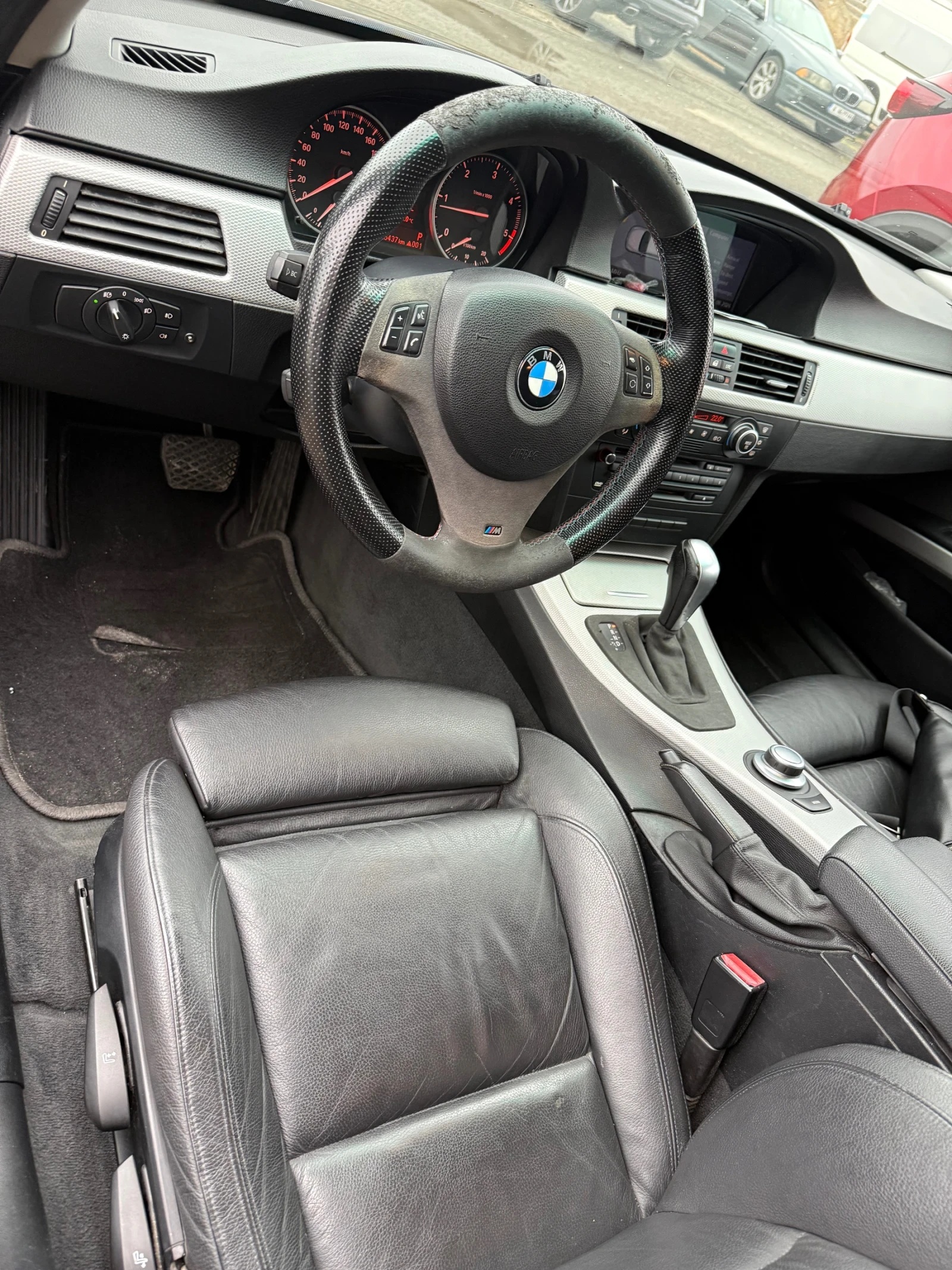 BMW 320, снимка 9 - Автомобили и джипове - 56481652