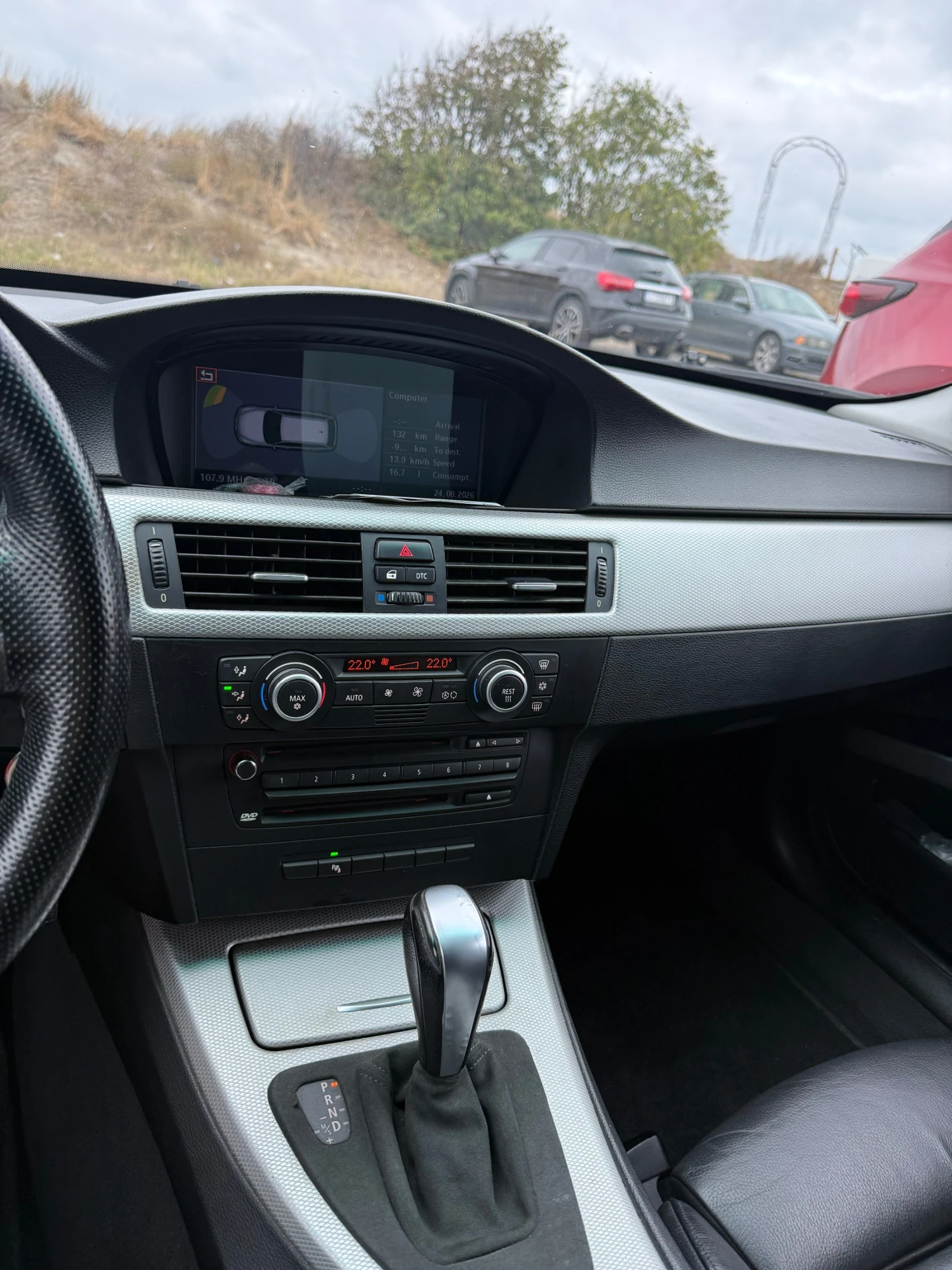 BMW 320, снимка 8 - Автомобили и джипове - 56481652