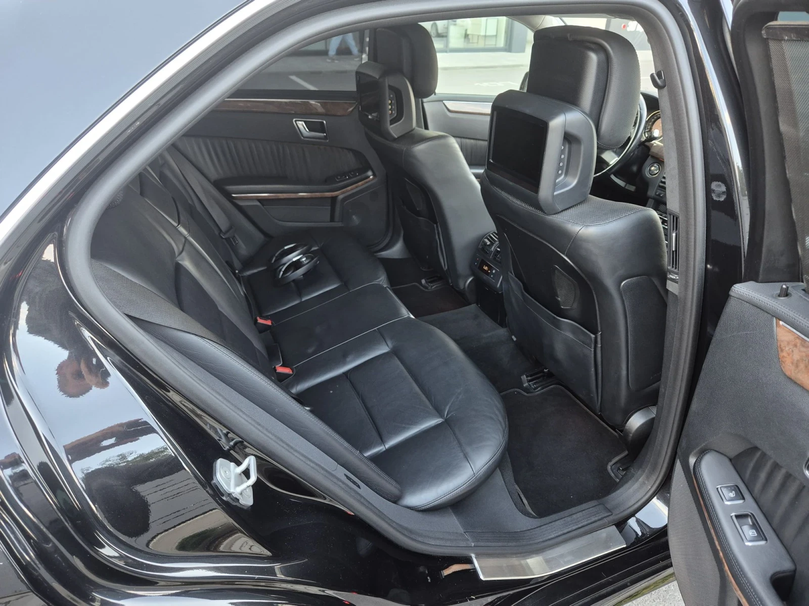 Mercedes-Benz E 350 E350/FULL/3TV/Night Vision/���������/���������  | Mobile.bg � ����������� 7