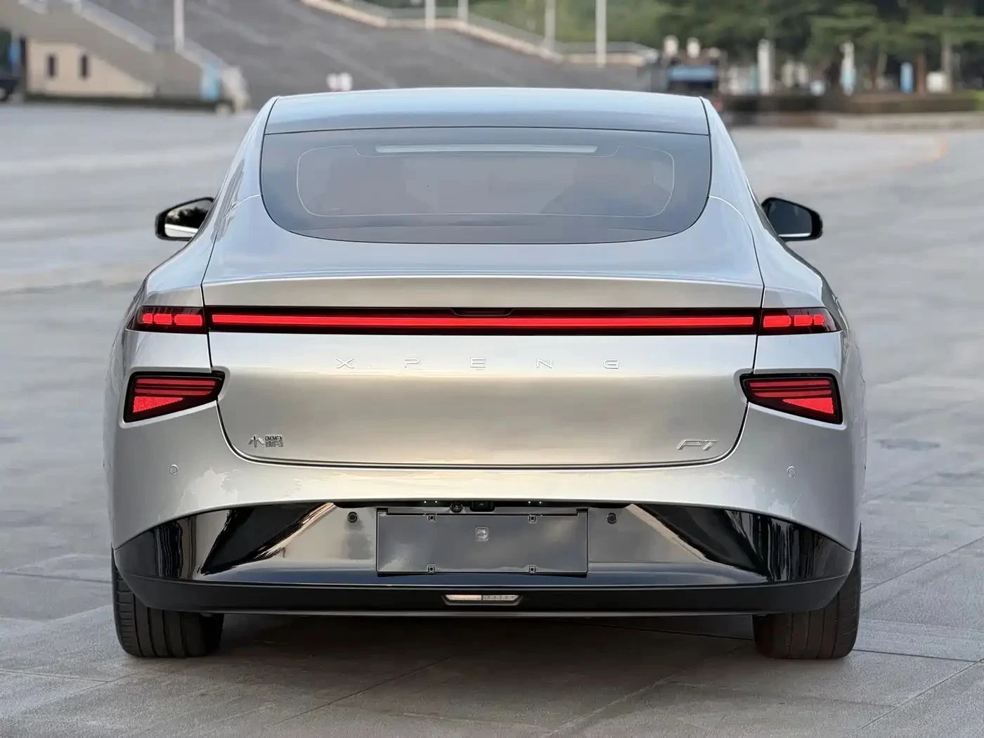 Xpeng P7, снимка 5 - Автомобили и джипове - 56684584