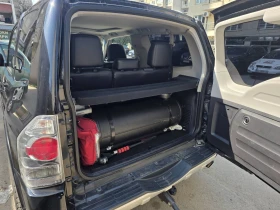 Mitsubishi Pajero 3.8 MIVEC, снимка 7