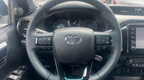 Toyota Hilux INVINCIBLE, снимка 17 - Автомобили и джипове - 45761888