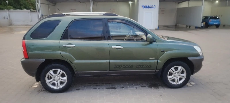 Kia Sportage, снимка 4 - Автомобили и джипове - 47113089