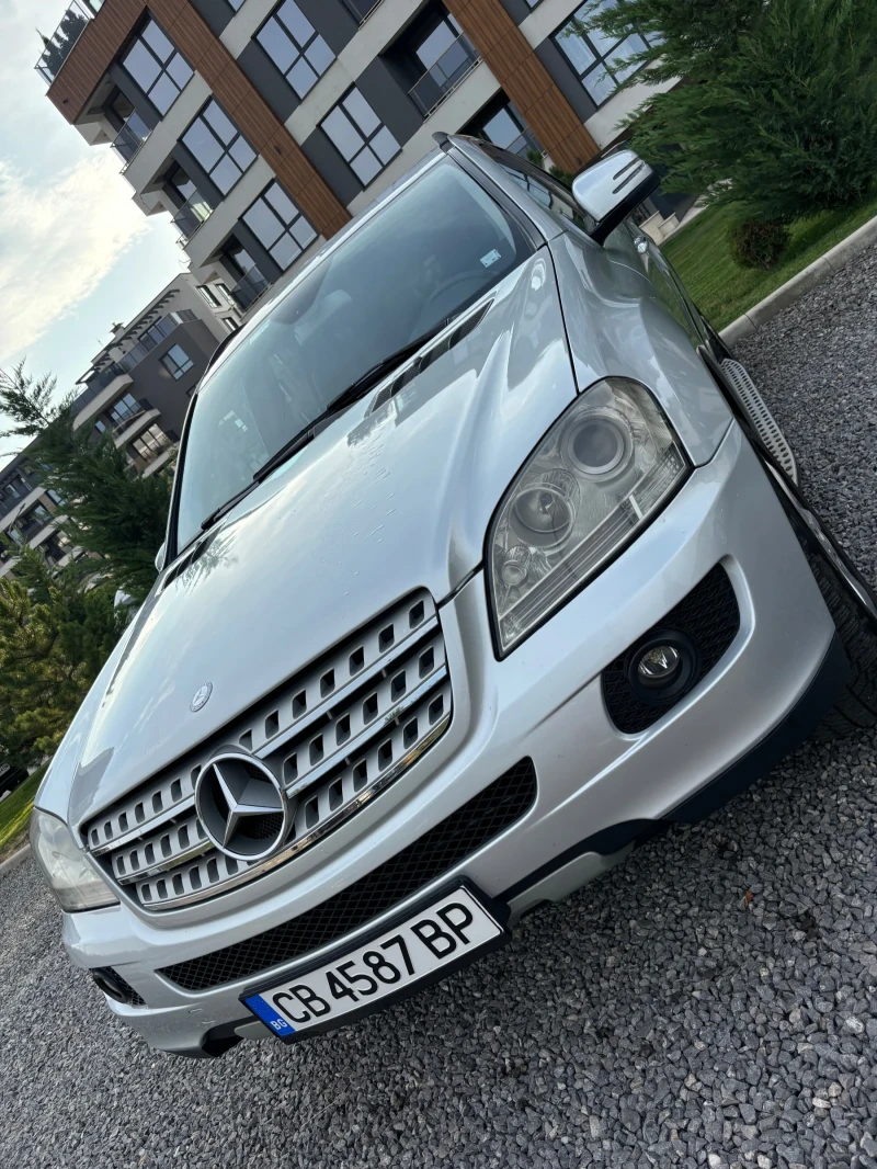 Mercedes-Benz ML 320, снимка 4 - Автомобили и джипове - 47045030