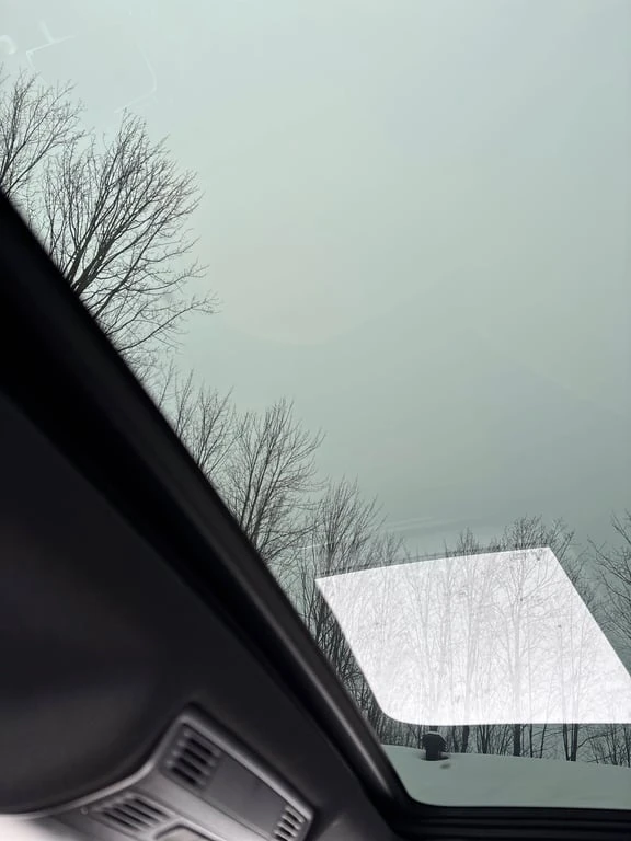 VW Tiguan * Comfortline R Line Black Edition * CARFAX * , снимка 11 - Автомобили и джипове - 53456612