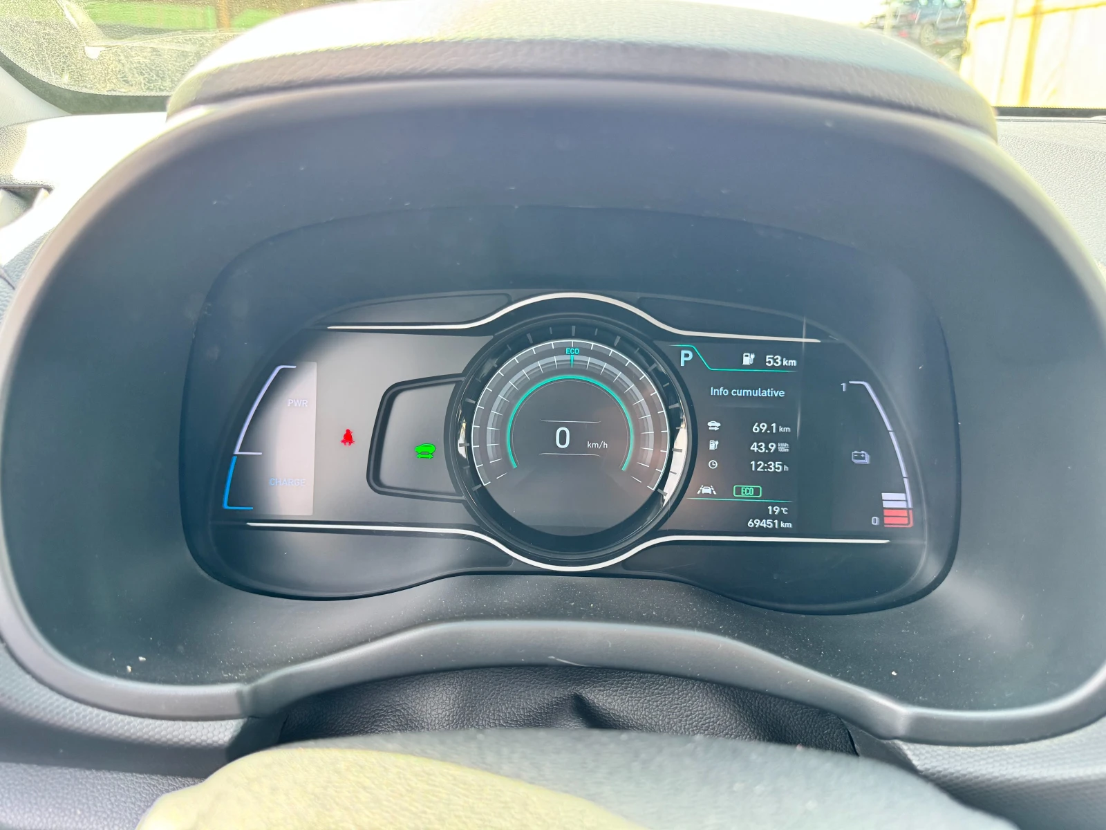 Hyundai Kona e-Kona 39 kWh - изображение 5