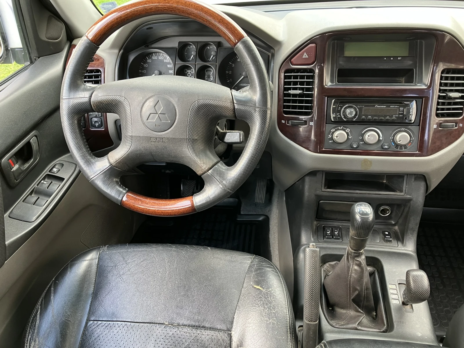 Mitsubishi Pajero 3.2 DID FACELIFT, снимка 15 - Автомобили и джипове - 54214269