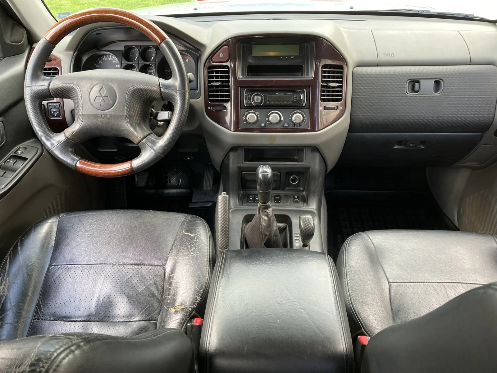 Mitsubishi Pajero 3.2 DID FACELIFT, снимка 14 - Автомобили и джипове - 54214269