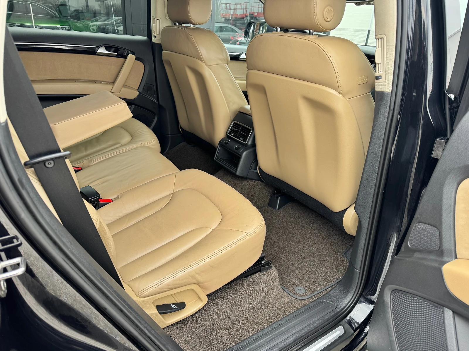 Audi Q7 3.0TDi Facelift 8ck. , снимка 14 - Автомобили и джипове - 54410931