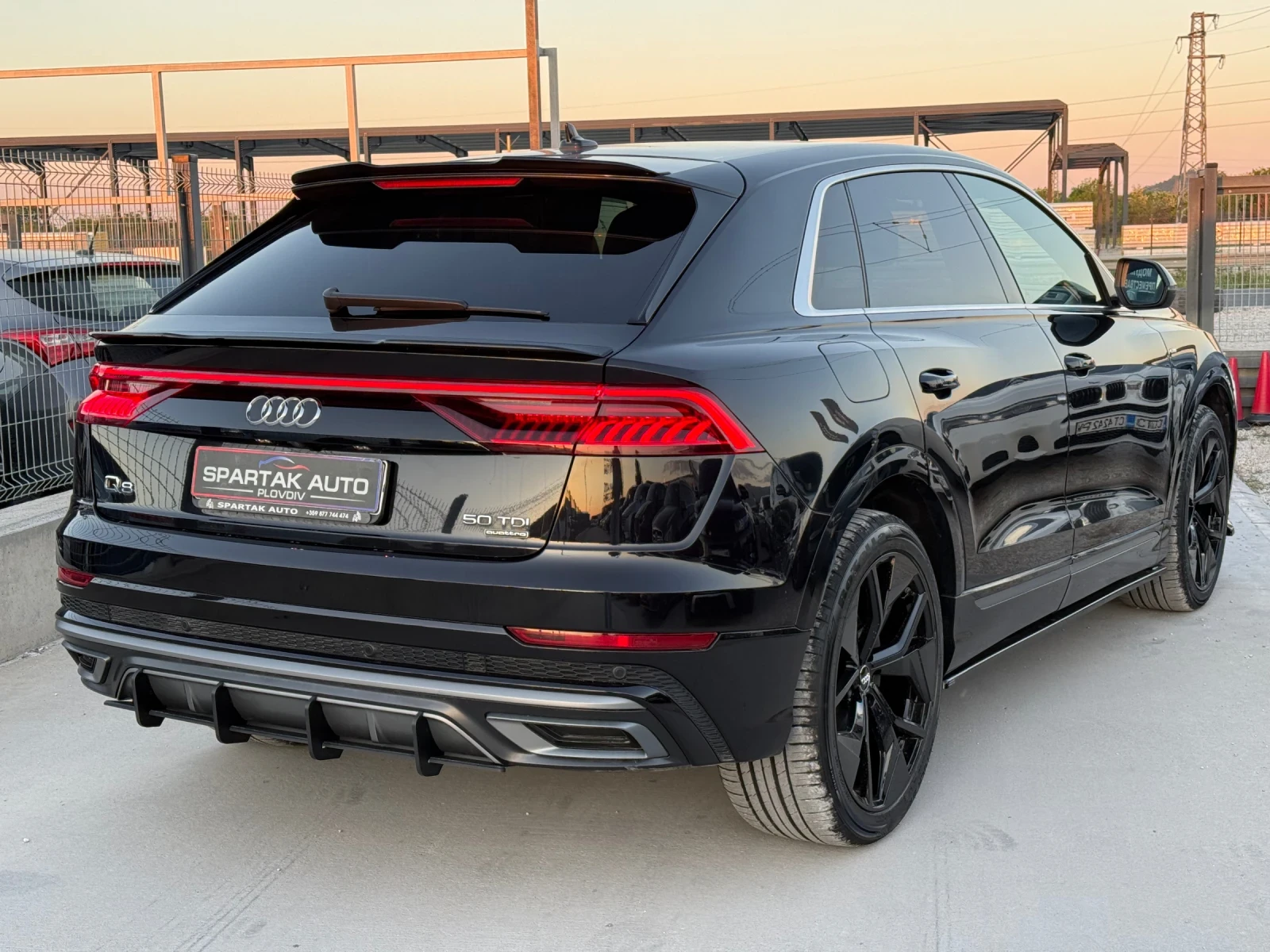 Audi Q8 5.0TDI* 2020г* 187.000KM* Топ Състояние* , снимка 4 - Автомобили и джипове - 54557311
