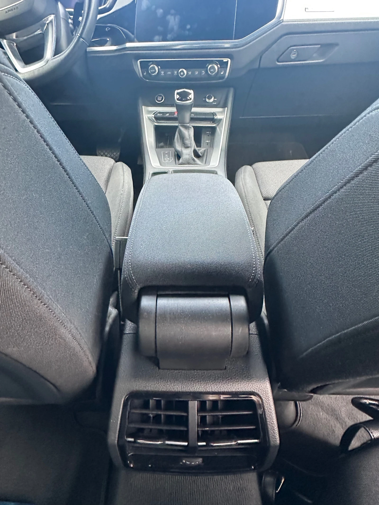 Audi Q3 Audi Q3 * S Line * 40 TDI Quattro , снимка 4 - Автомобили и джипове - 54611047