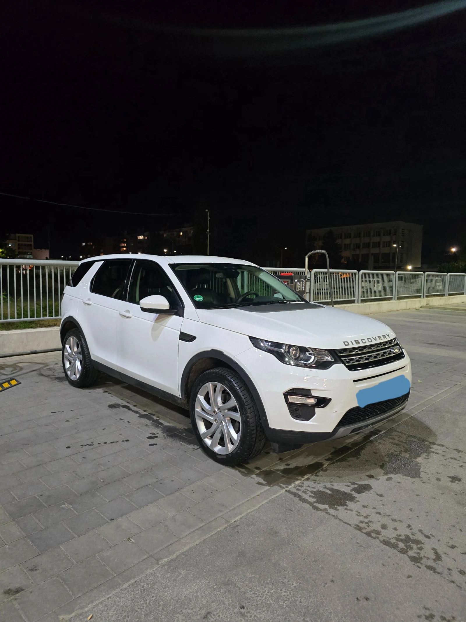 Land Rover Discovery Sport 2016, снимка 7 - Автомобили и джипове - 54930843