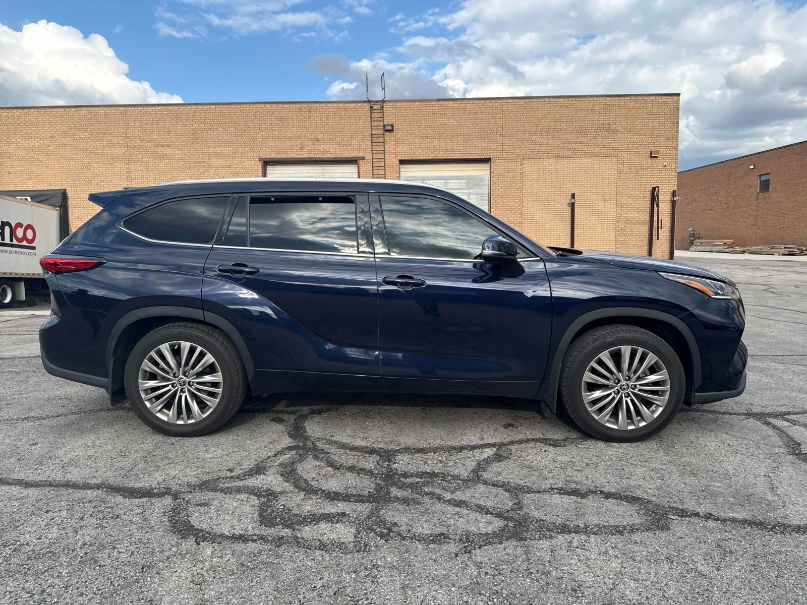 Toyota Highlander * Limited * CARFAX * ОПЦИЯ ЗА ФИНАНСИРАНЕ, снимка 3 - Автомобили и джипове - 55879828