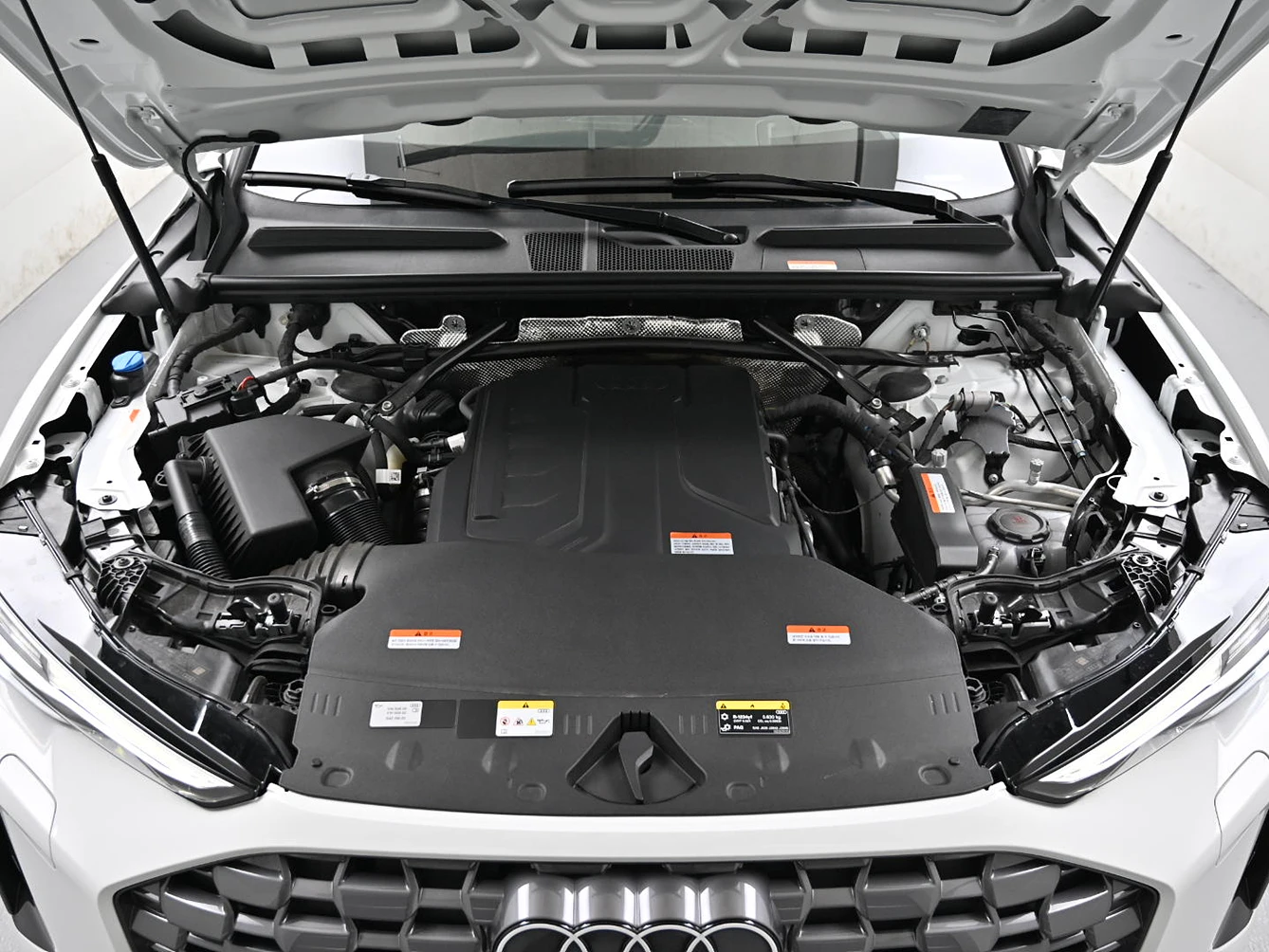 Audi Q5 40 TFSI quattro* ЕЛ. БАГАЖНИК* ЛЮК* КРАЙНА ЦЕНА, снимка 6 - Автомобили и джипове - 55984078
