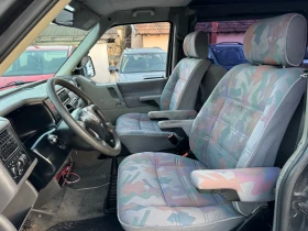 VW Transporter 2.5TDI CARAVELLE, снимка 10