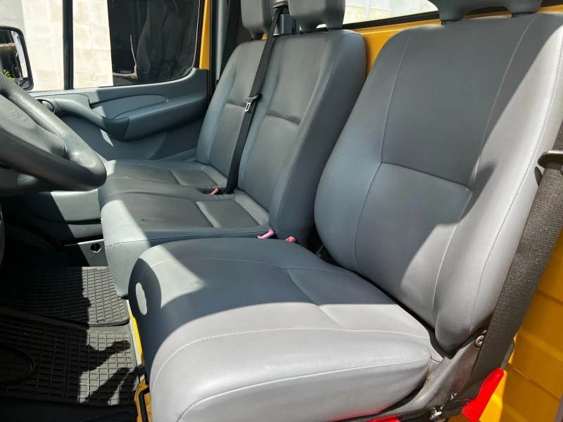 Mercedes-Benz Sprinter 416 РЕАЛНИ КИЛОМЕТРИ, снимка 9 - Бусове и автобуси - 51949357