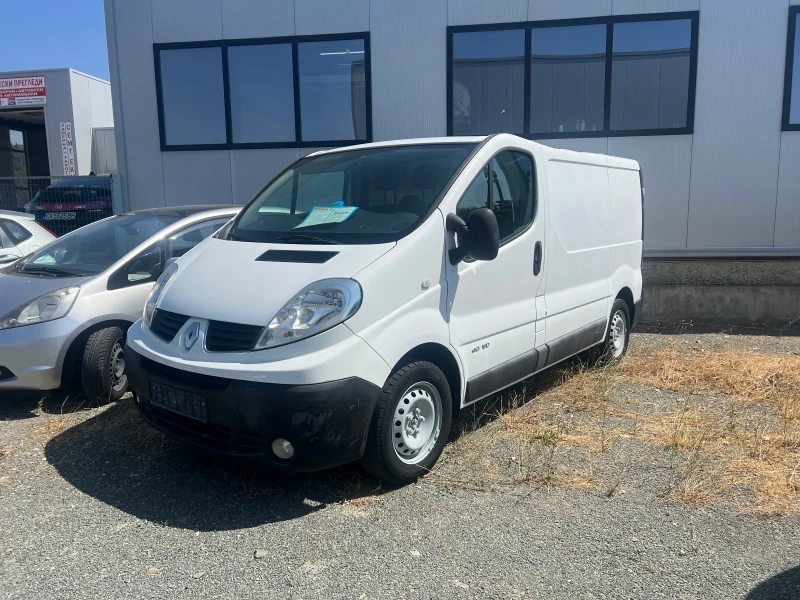 Renault Trafic 2000куб 110кс 6ск клим