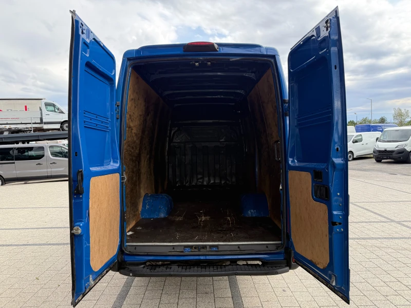 Iveco Daily 35C13 до 3.5т. Климатроник L2H2 , снимка 17 - Бусове и автобуси - 51748414