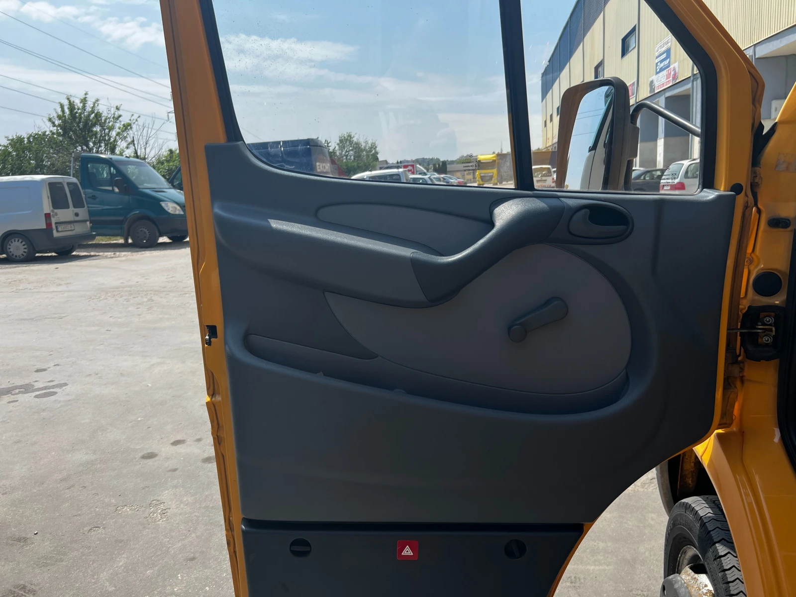 Mercedes-Benz Sprinter 416 РЕАЛНИ КИЛОМЕТРИ - изображение 10