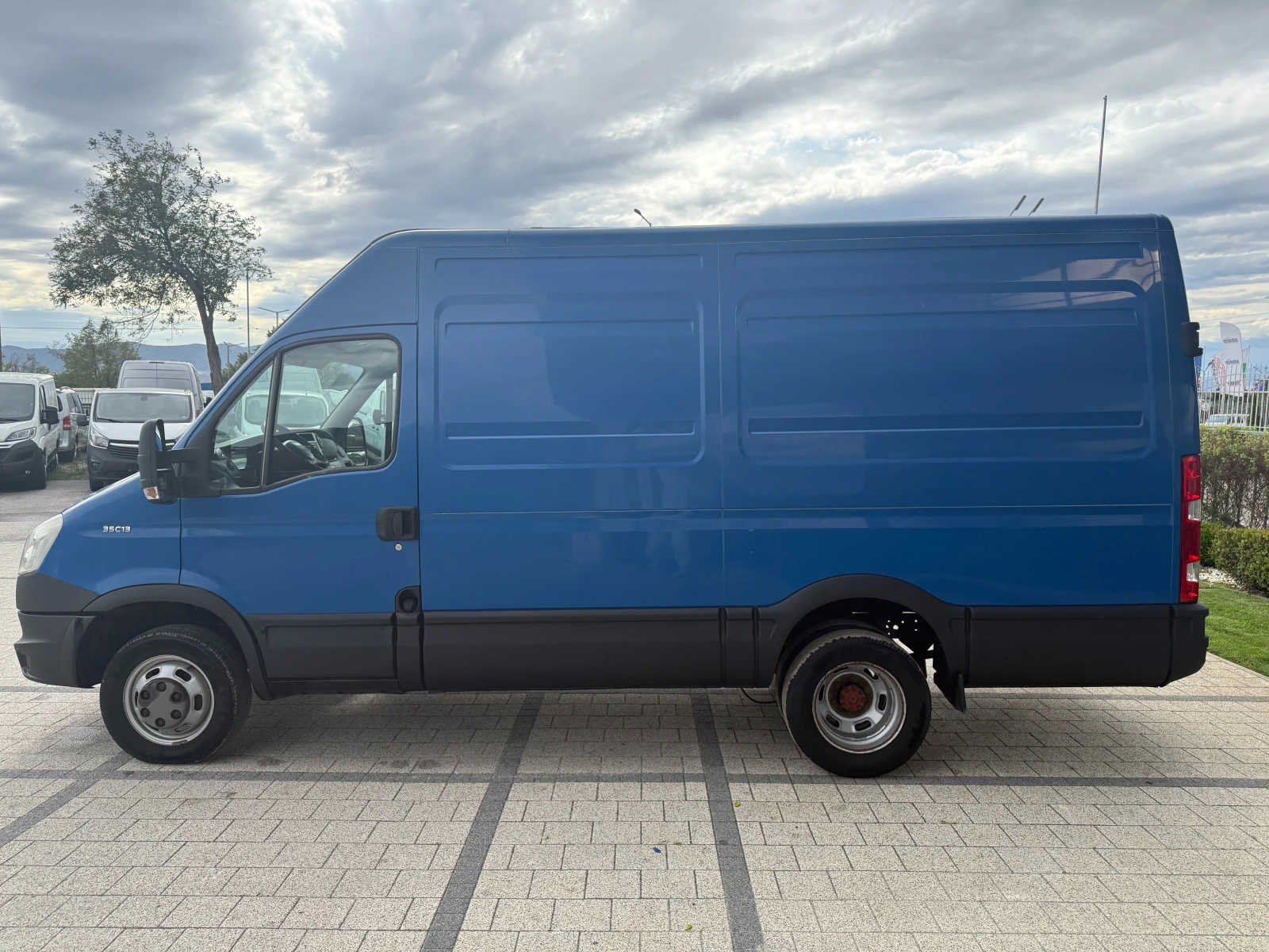 Iveco Daily 35C13 до 3.5т. Климатроник L2H2  - изображение 5